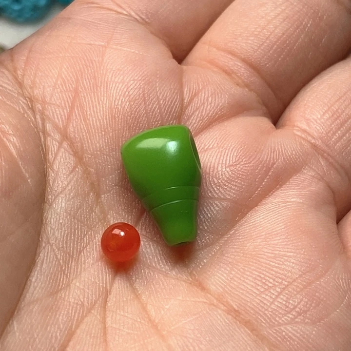 颈饰未镶嵌南红玛瑙