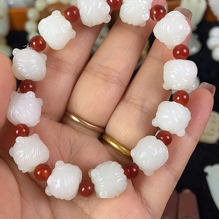 和田玉未镶嵌挂件一*