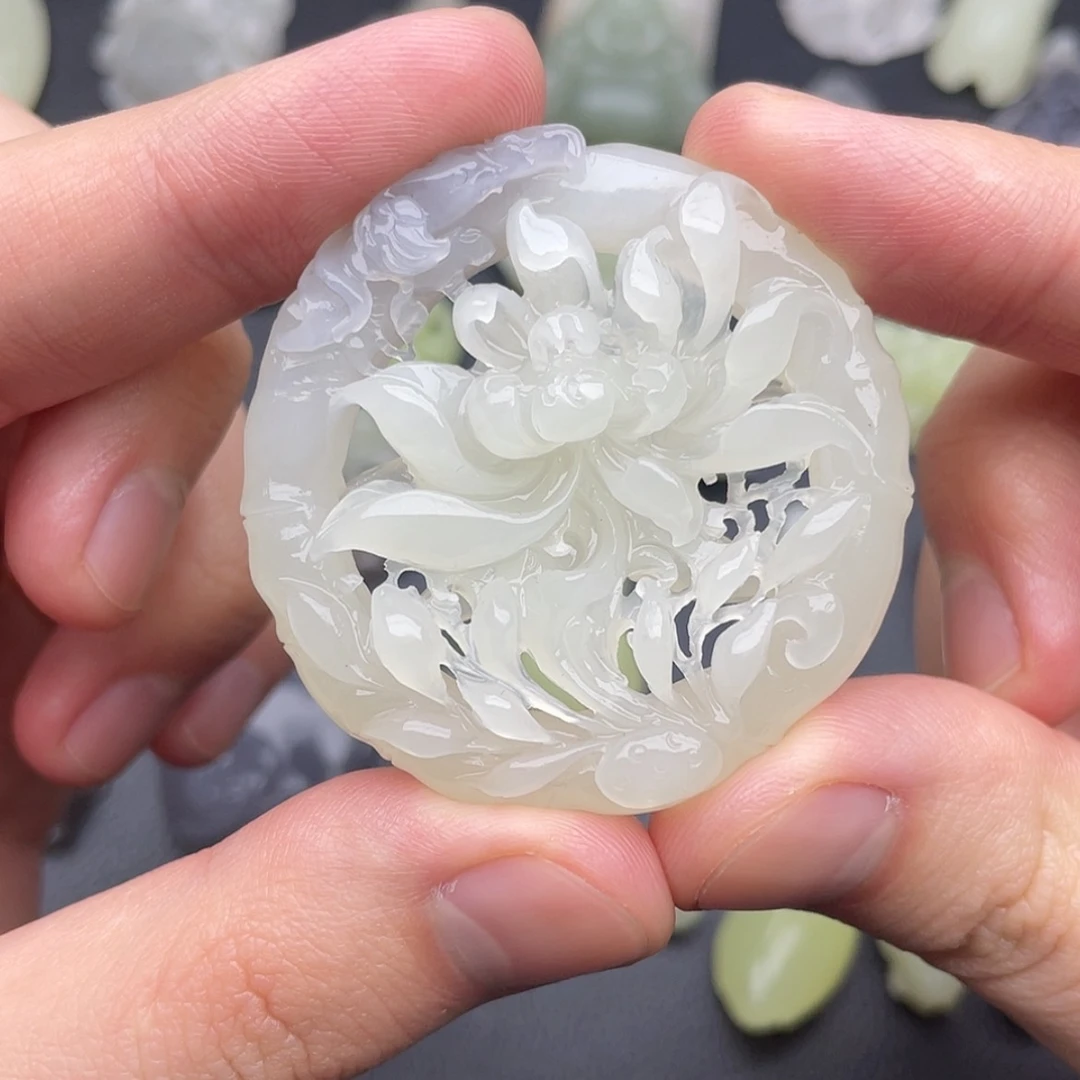 【闪购商品】颈饰未镶嵌和田玉