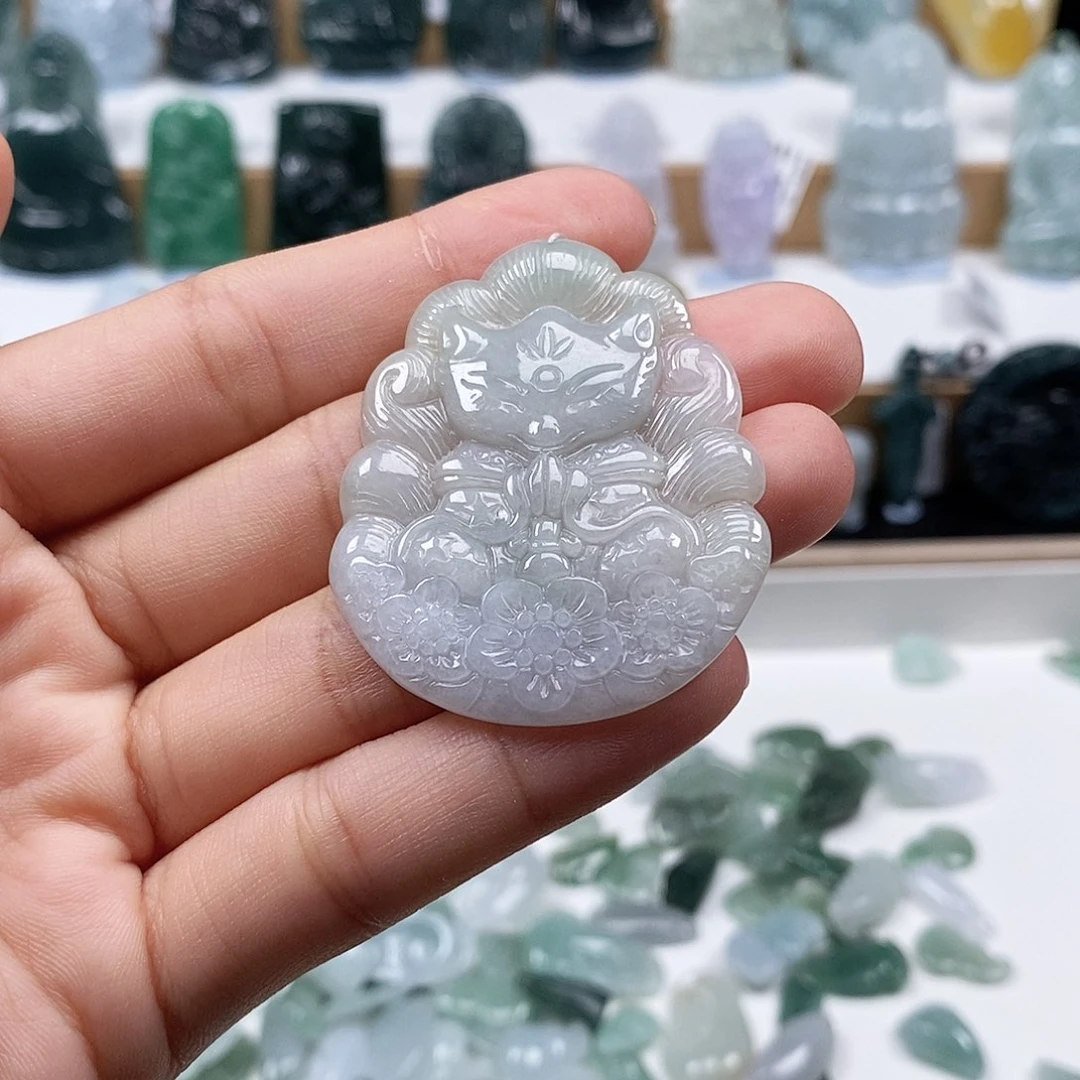 翡翠未镶嵌颈饰翡翠吊坠164
