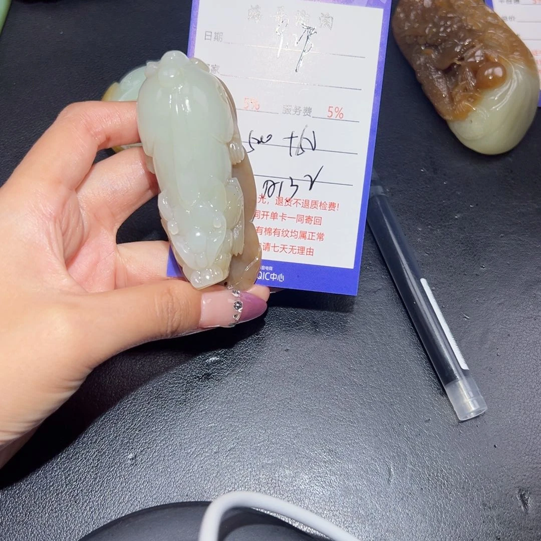 颈饰未镶嵌和田玉追****…