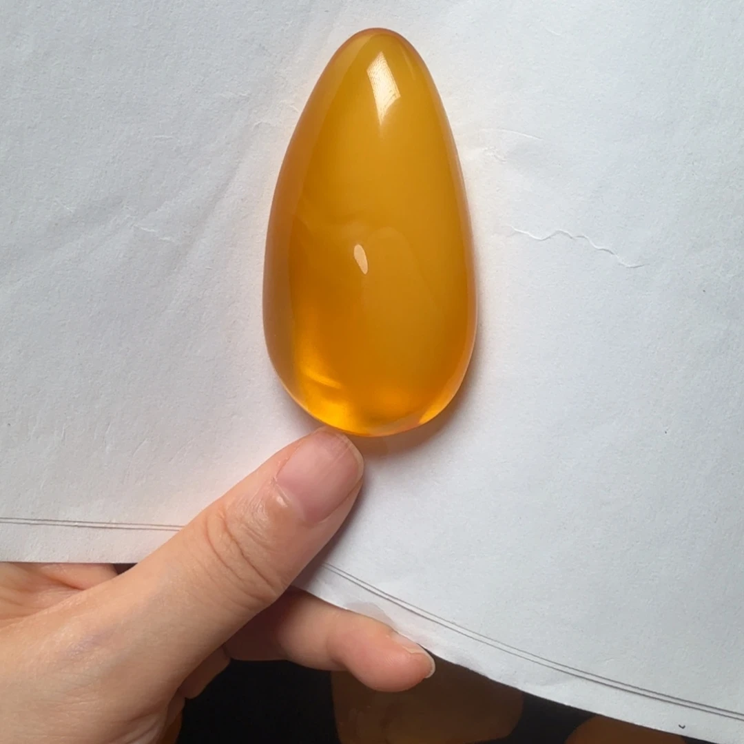 琥珀未镶嵌颈饰金包蜜蜜蜡