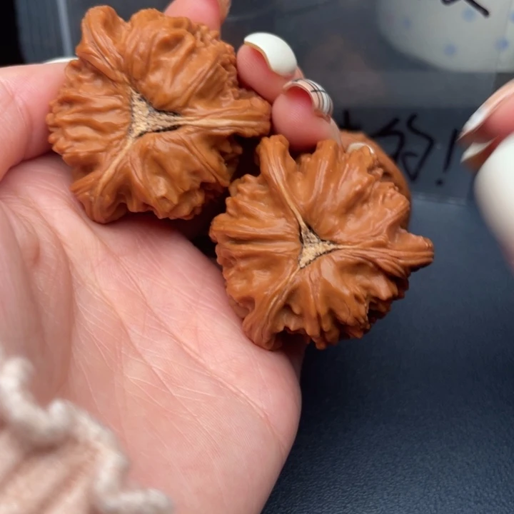 風***行吊坠文玩核桃白狮子