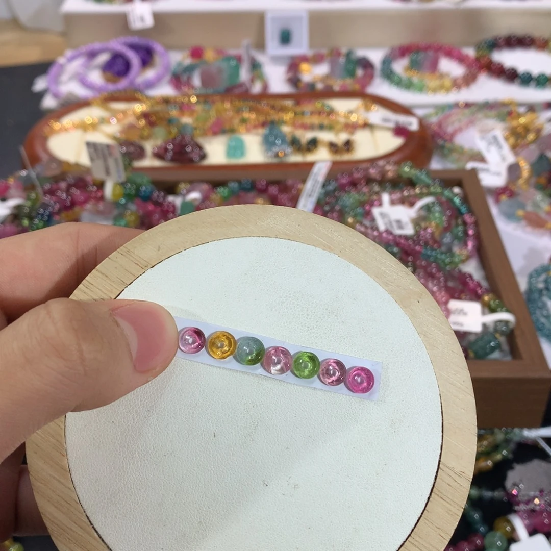 碧玺珠宝奇石未镶嵌雕刻件