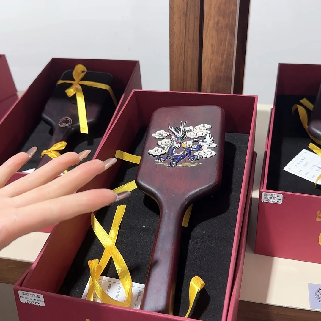 紫檀木类端景台血檀做漆一顺百顺 龙