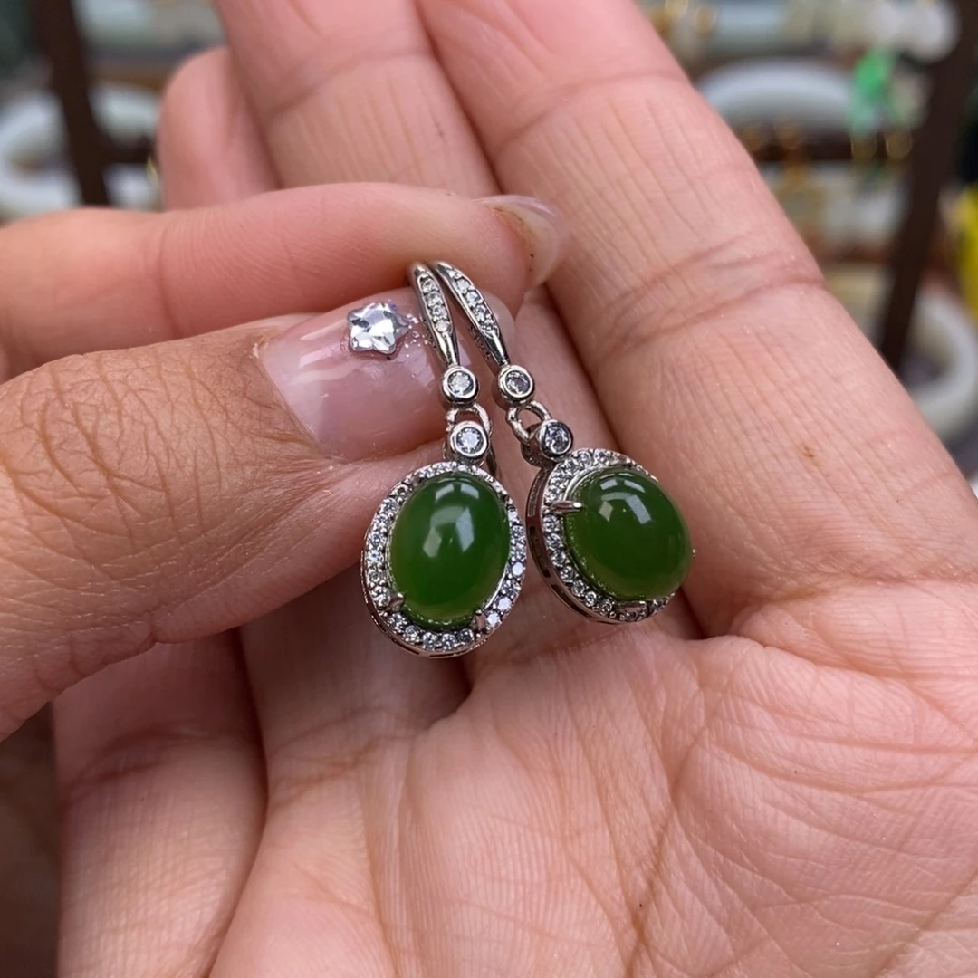 未镶嵌和田玉耳饰