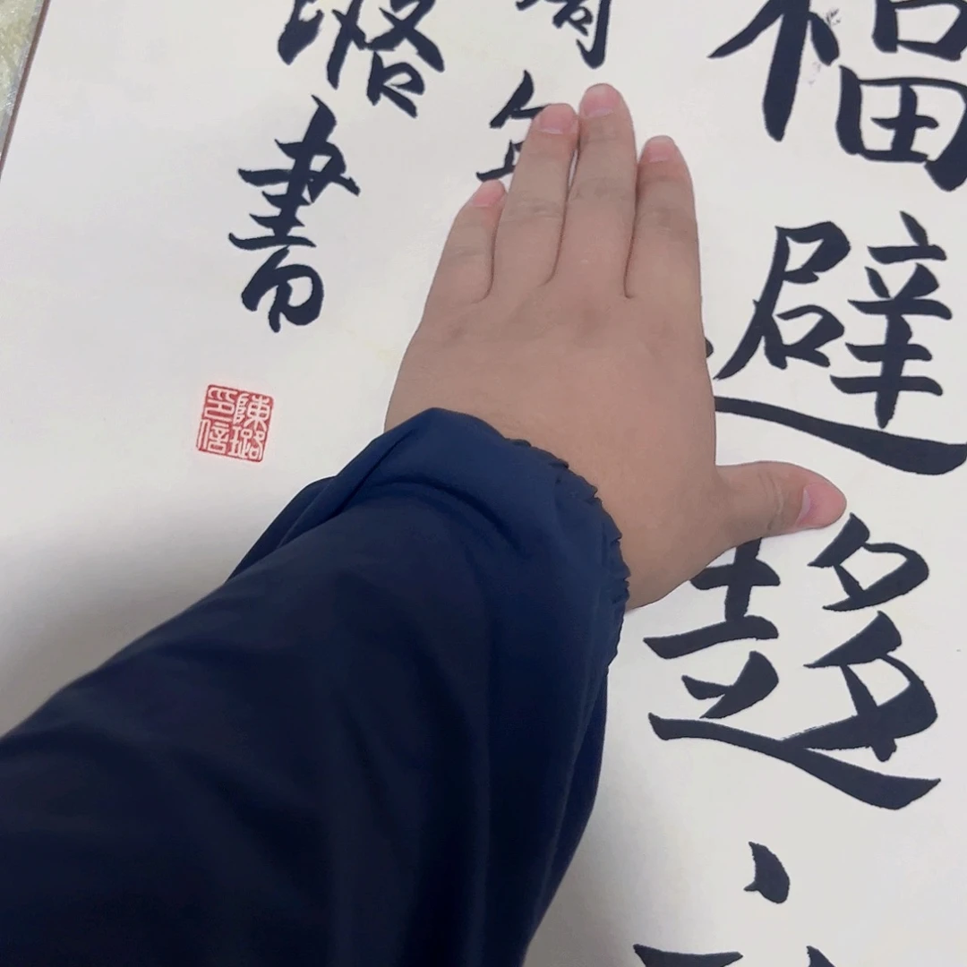 摆件，轴坏，破损，水渍都是正常