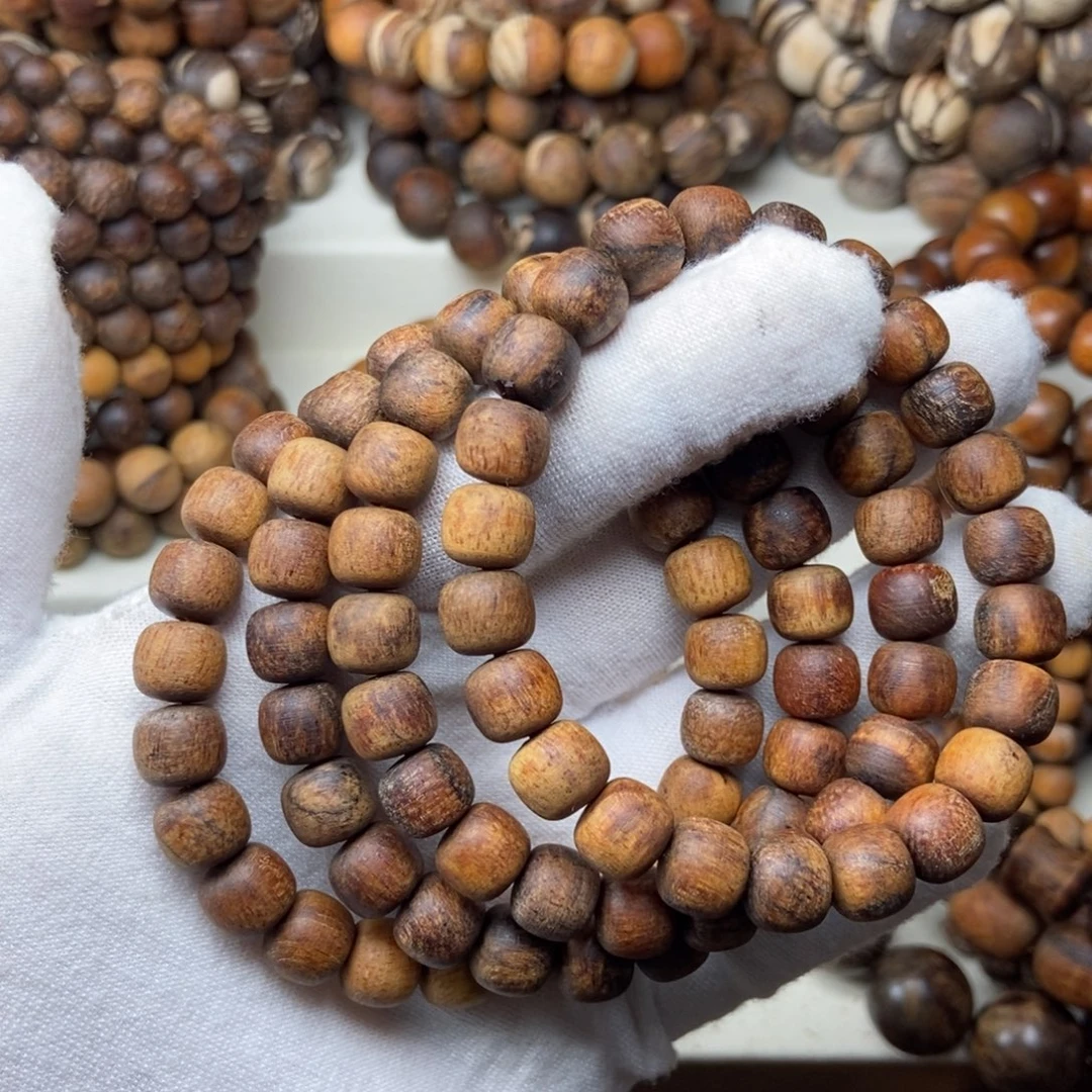 贡木福利8/9老型珠手串