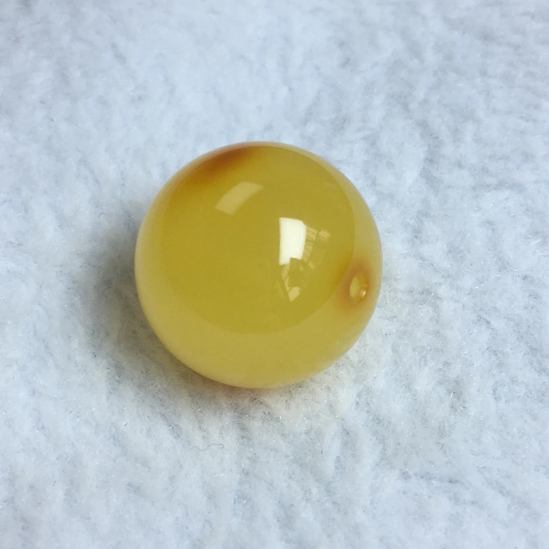 微瑕蜜蜡圆珠约19mm红皮俏色 原石手作 天然原矿保真无烤色无优化