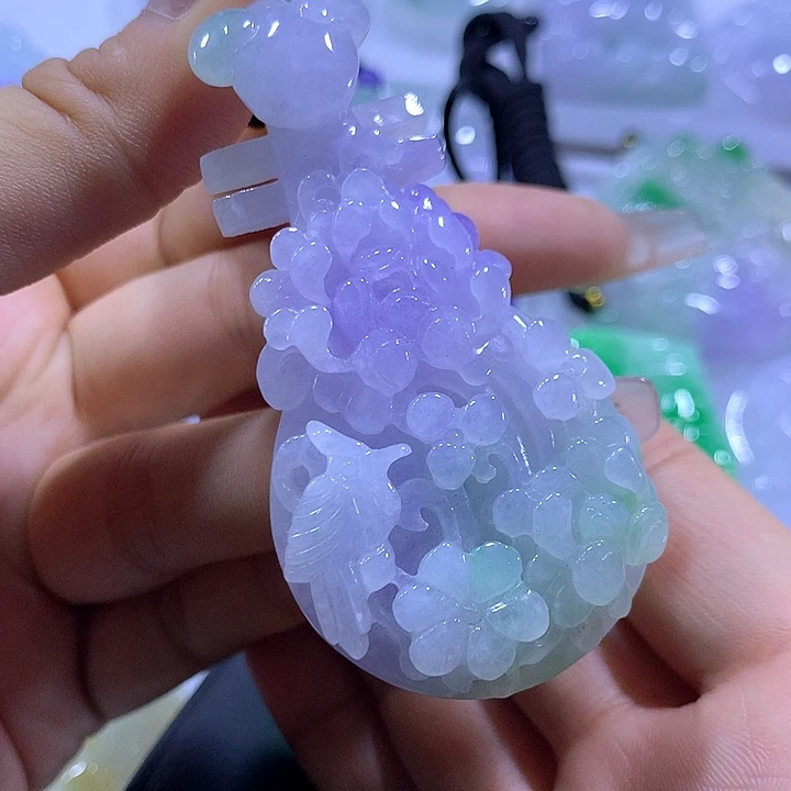 颈饰未镶嵌翡翠天然翡翠A货吊坠
