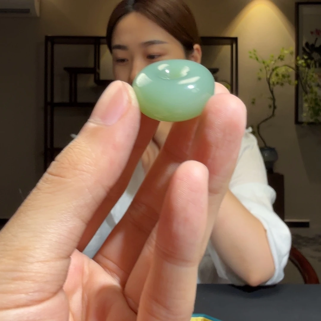 和田玉（碧玉）未镶嵌颈饰