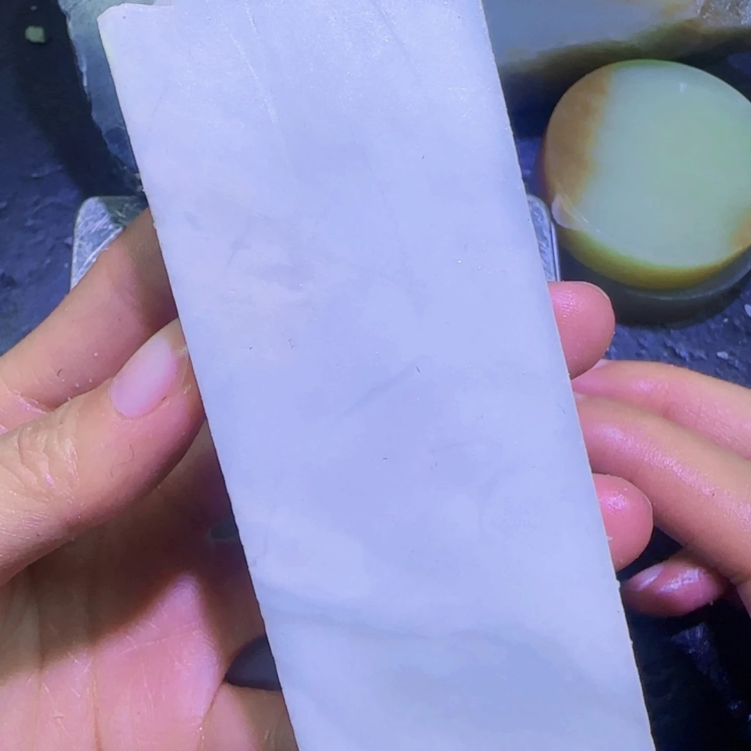 和田玉未镶嵌珠宝半成品