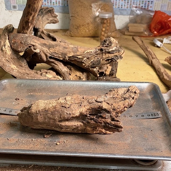 花梨木类漢**藏海南花梨