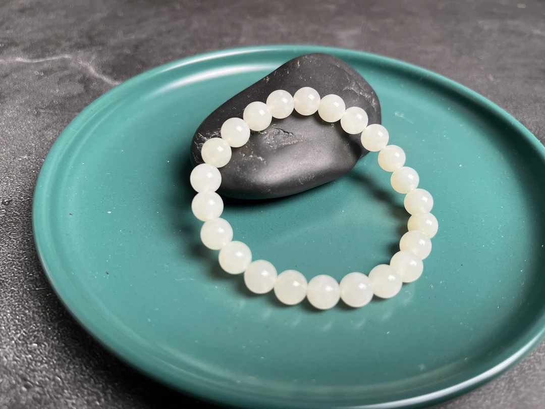 新疆和田玉 且末老熟油膏卡8-7手串多样性发一件