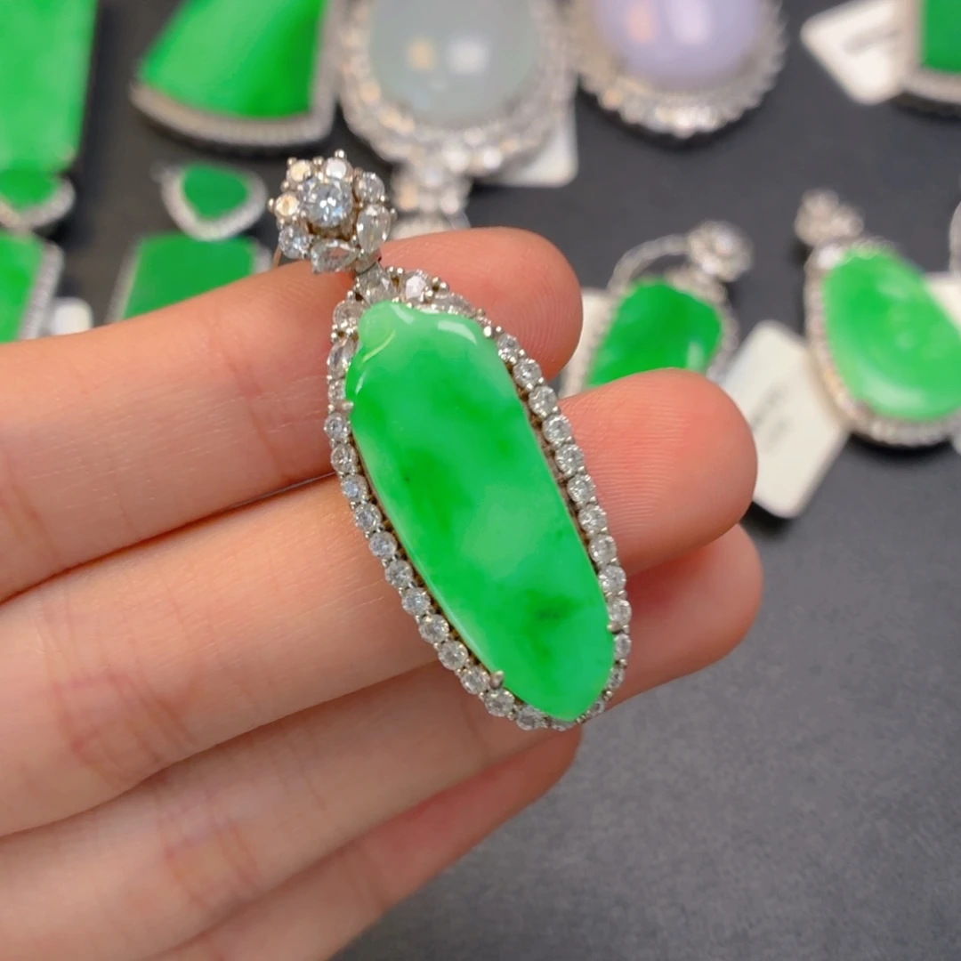 翡翠银S925镶嵌颈饰