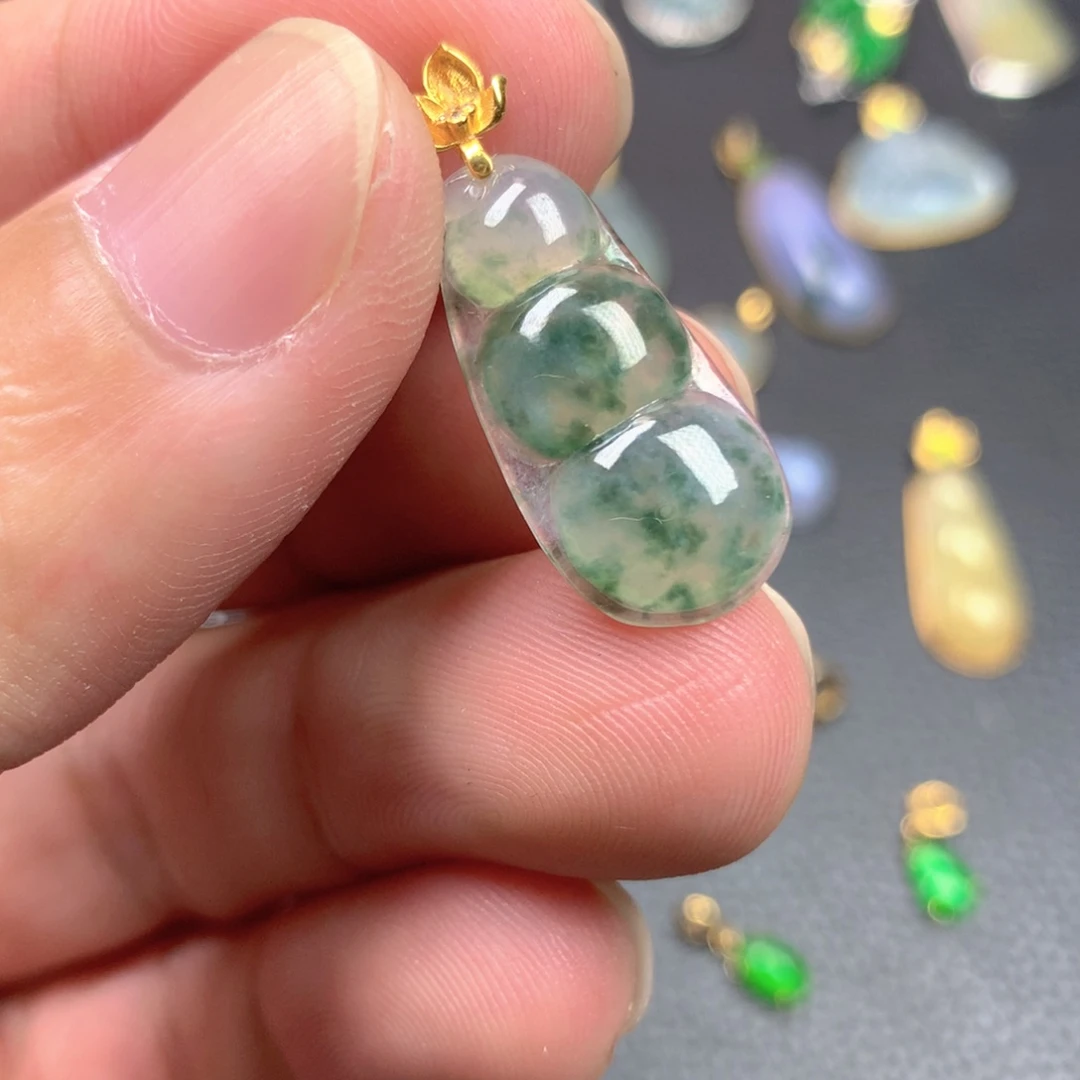 【闪购商品】颈饰18K金镶嵌翡翠翡翠