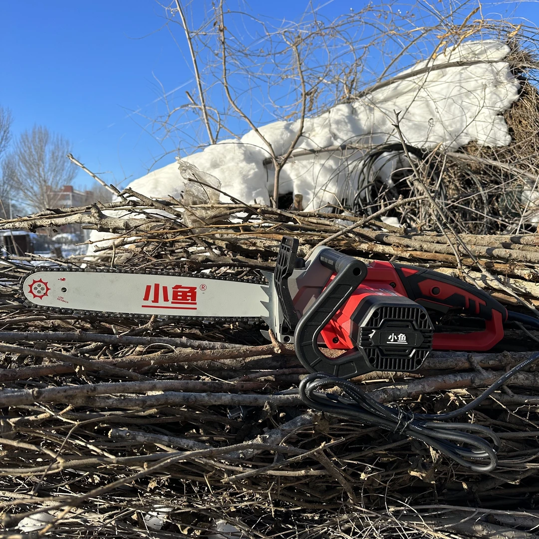 小鱼电链锯5916S 230V～50Hz2200W 600m/min 405mm 峰值功率3200W