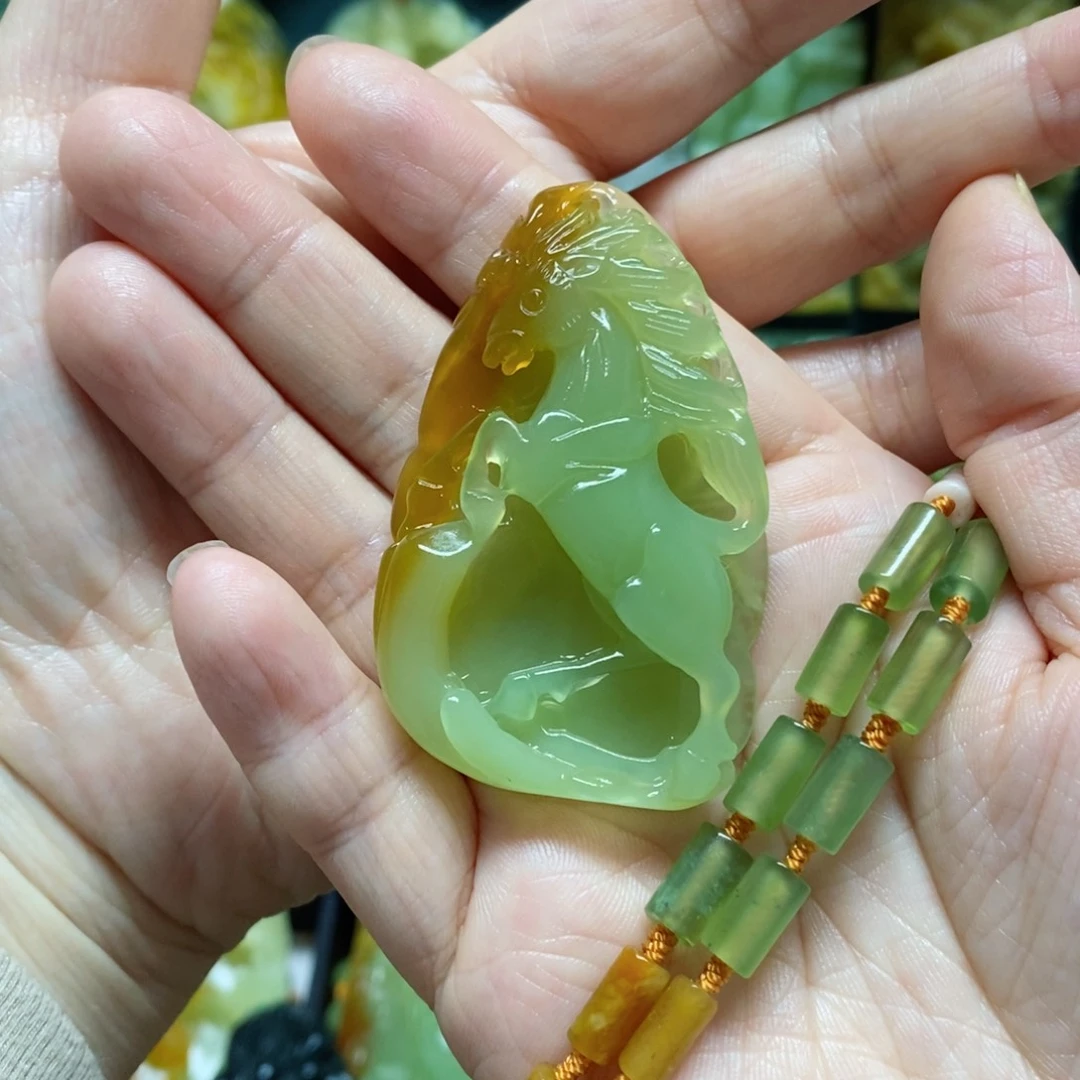 岫玉未镶嵌吊坠(赠链)小*