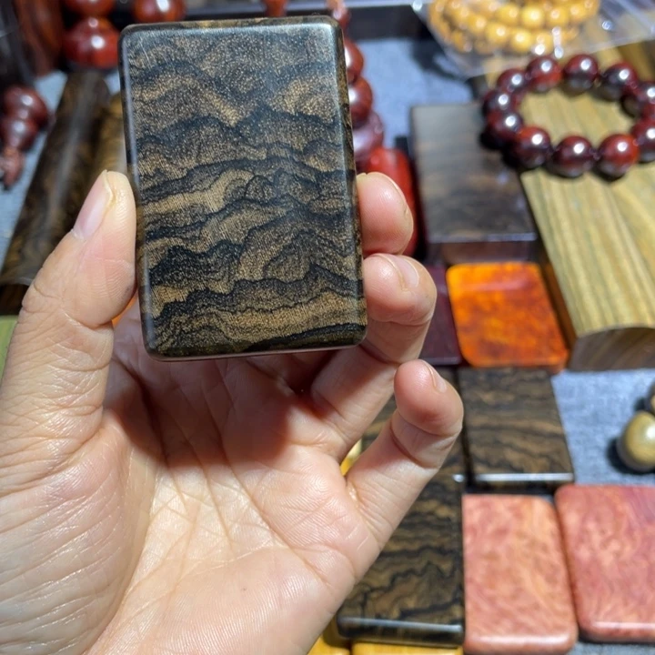 盛***门墨西哥黑柿木单牌一块