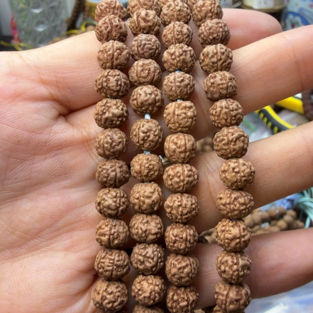 嘻***哈吊坠金刚菩提小盘龙1条