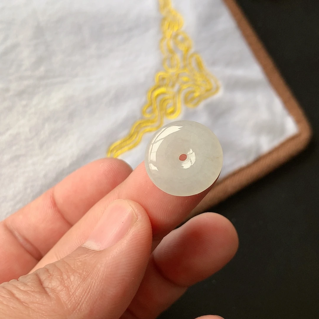 翡翠未镶嵌颈饰未镶嵌