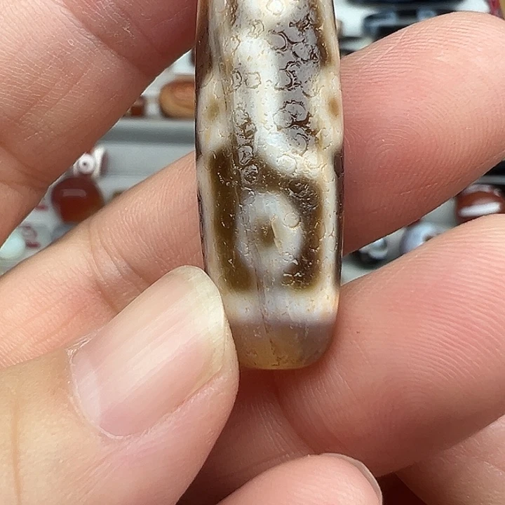 佘***福玛瑙/玉髓颈饰未镶嵌