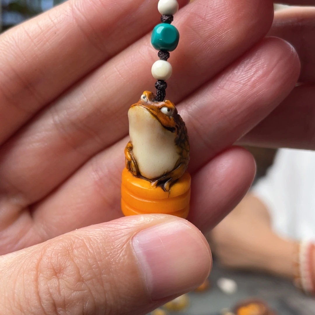 大***话木方颜竹木艺术吊坠