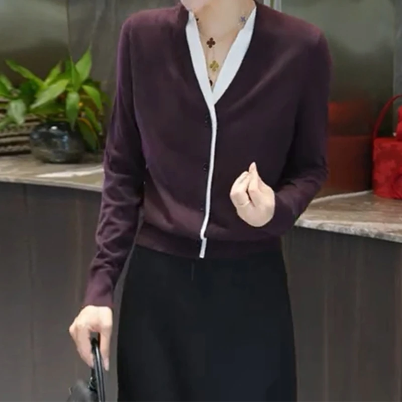 紫色假两件V领设计感针织开衫2025秋季新款时尚洋气外搭长袖上衣
