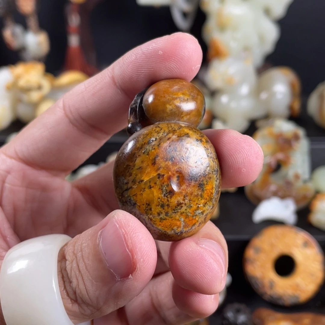 ～***～和田玉未镶嵌颈饰