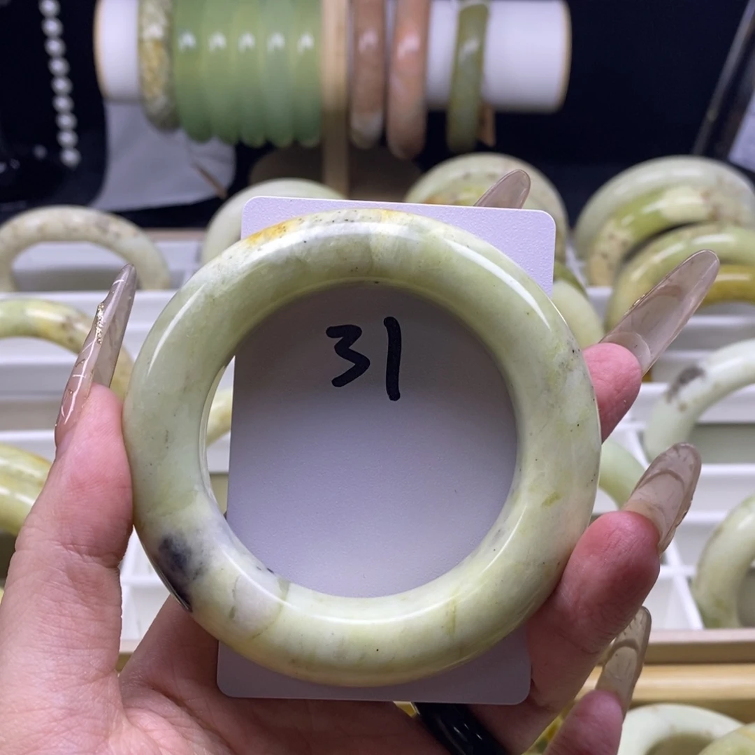 蛇纹石玉未镶嵌手镯52.4