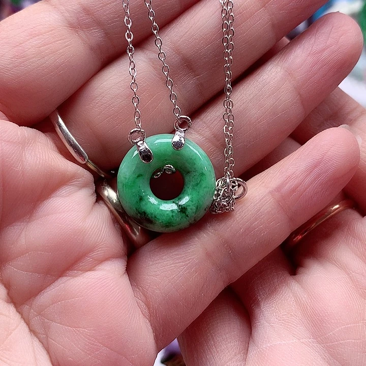 翡翠银S925镶嵌颈饰翡翠