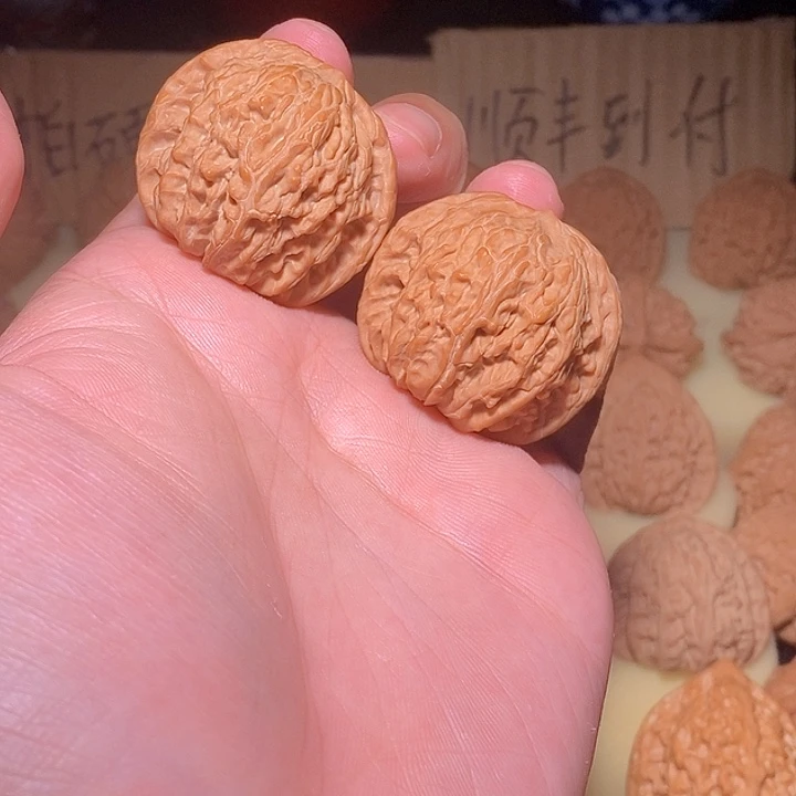 文玩核桃手把件磨盘