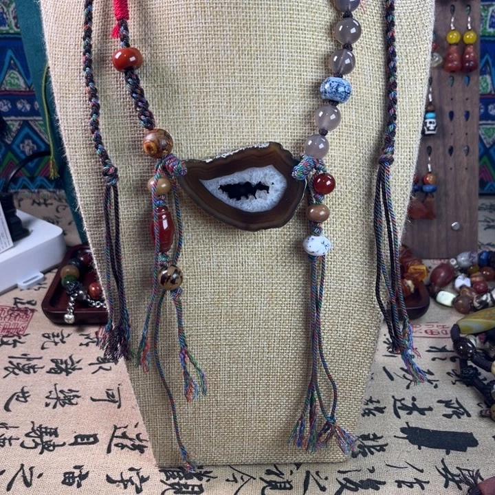 玛瑙/玉髓未镶嵌颈饰