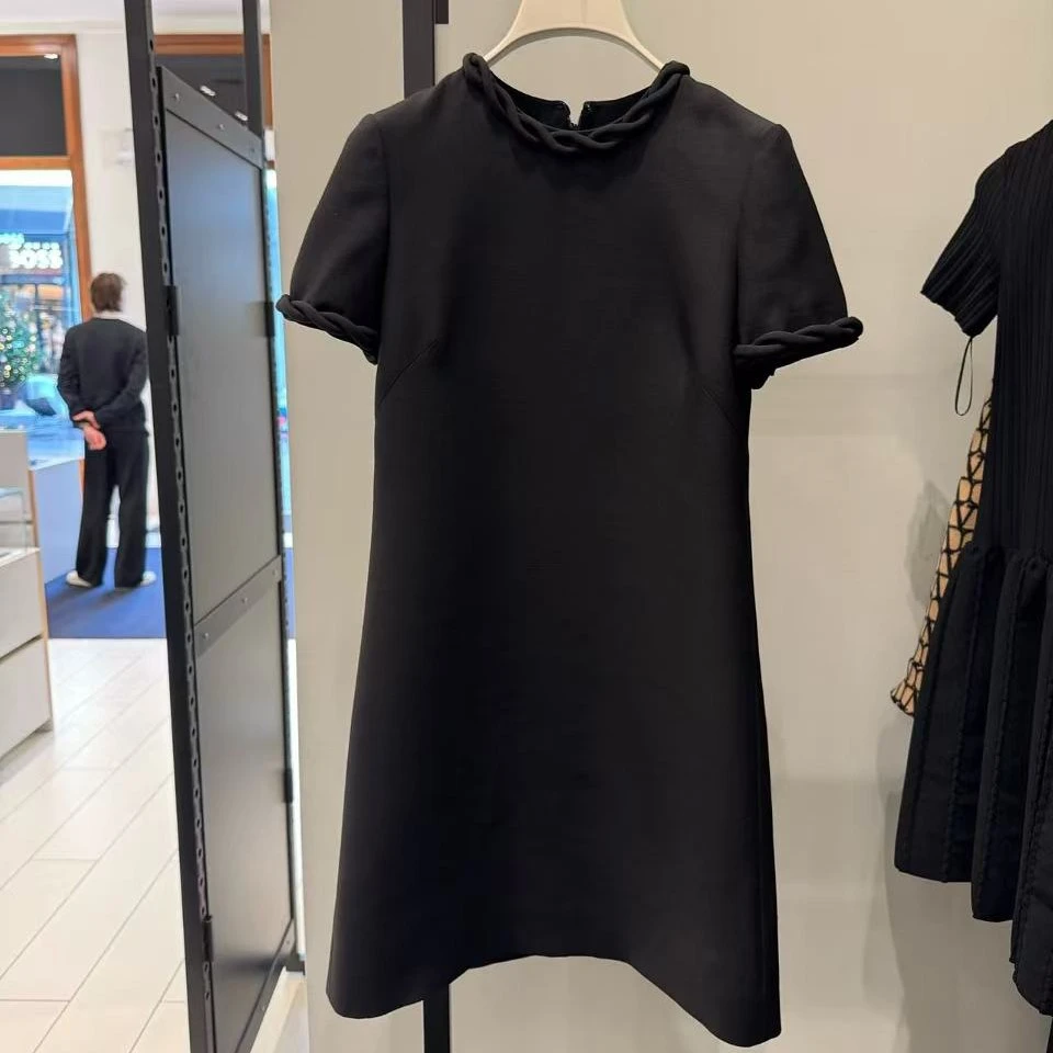 未使用 Valentino/华伦天奴 女士麻花圆领短袖气质长款连衣裙女装