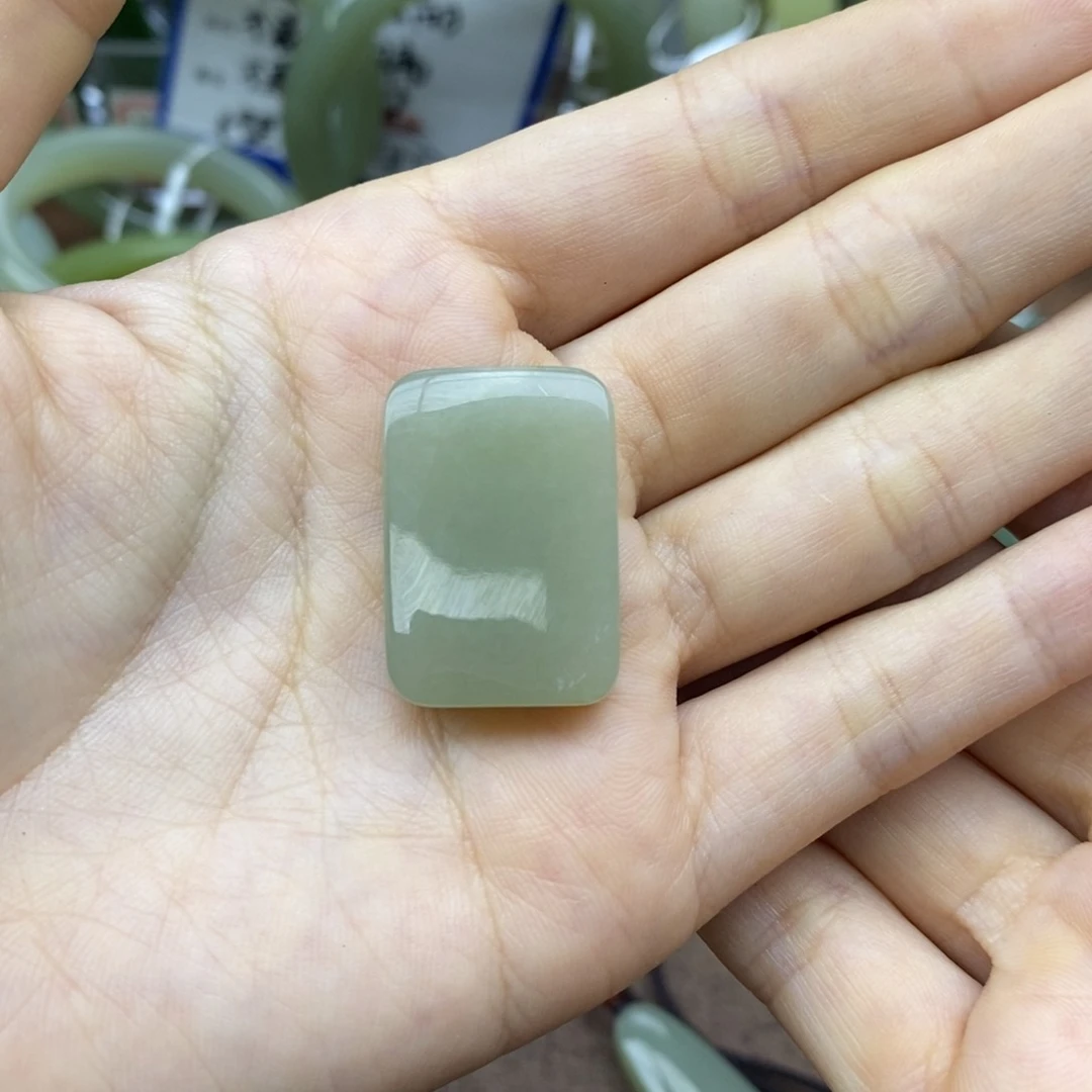 静***9和田玉未镶嵌挂件