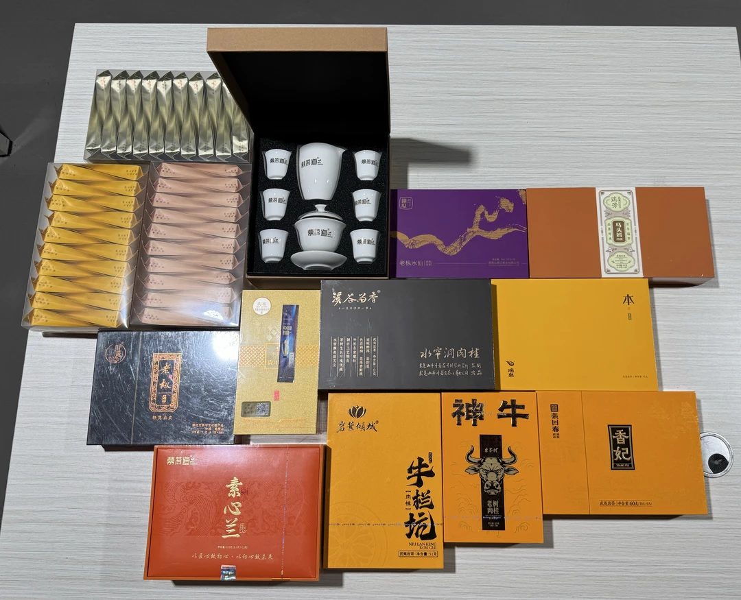 【视频同款】满满一大箱组合（共10盒＋60泡口粮自喝）有礼盒礼袋