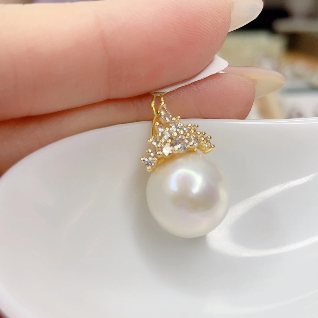 淡水珍珠未镶嵌吊坠(赠链)