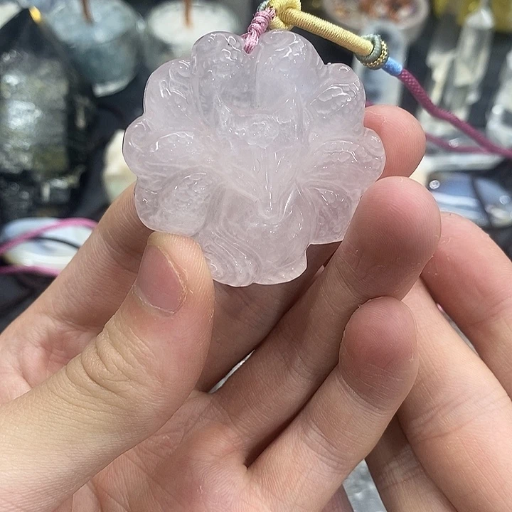 粉水晶九尾狐吊坠未镶嵌水晶