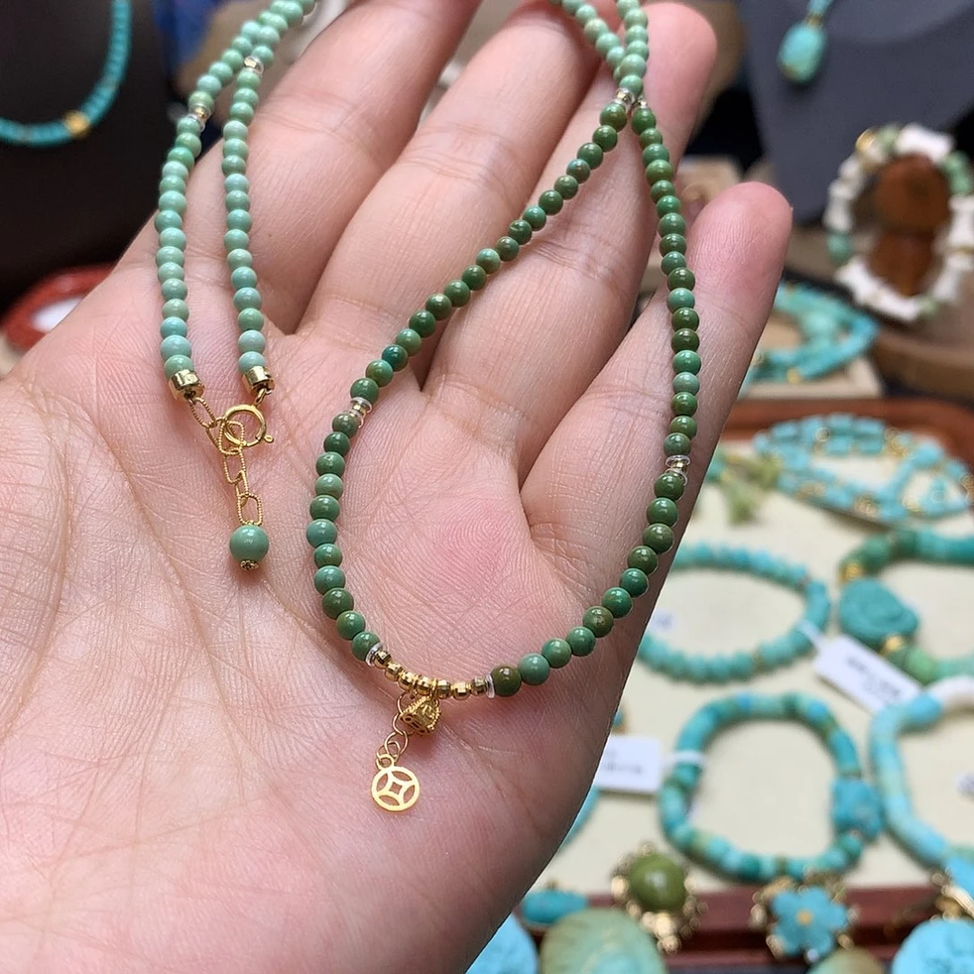 绿松石颈饰18K金镶嵌