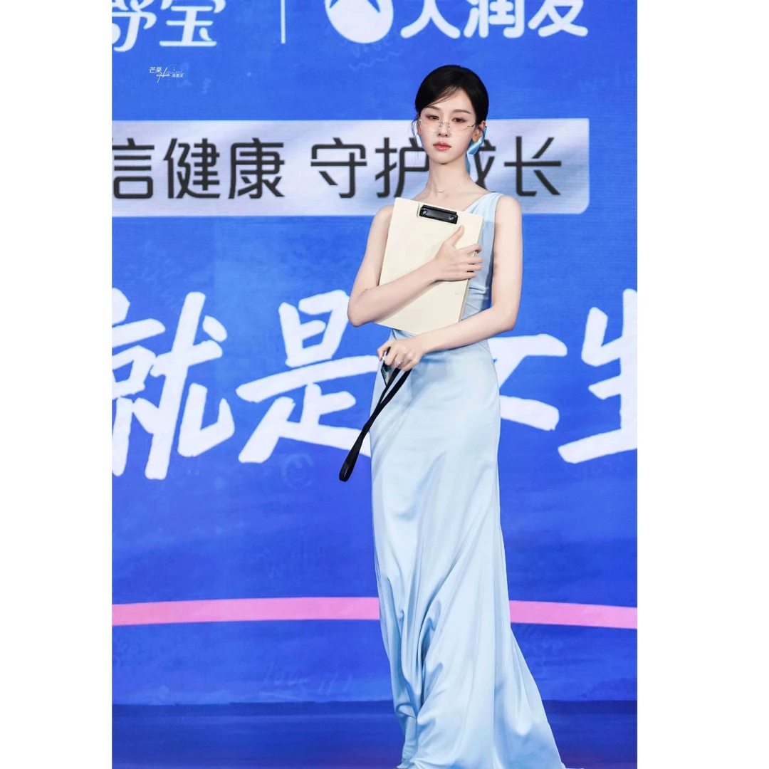 【陈都灵同款】千金轻盈空气感荡领无袖褶皱收腰气质连衣裙礼服裙女