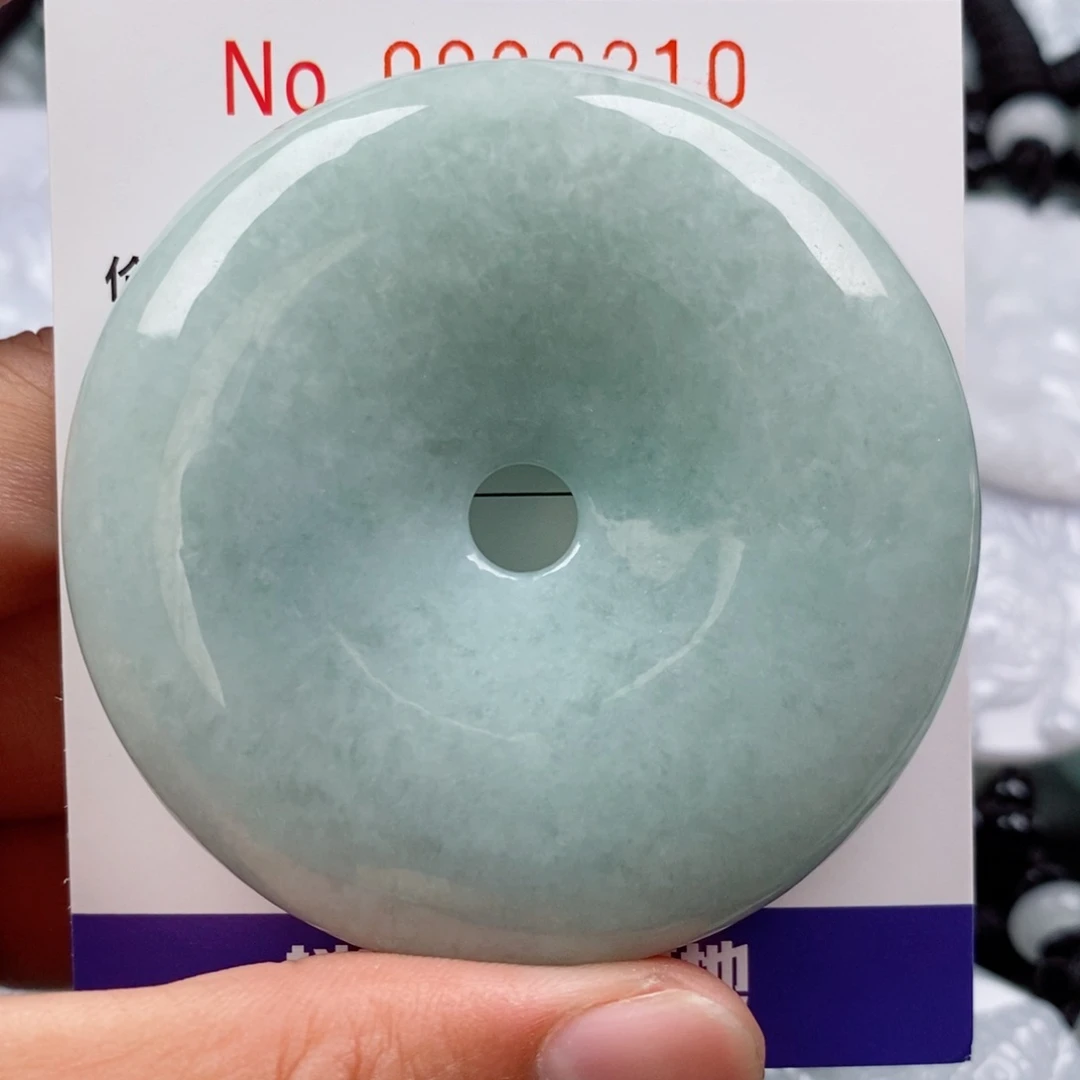 翡翠未镶嵌颈饰挂件