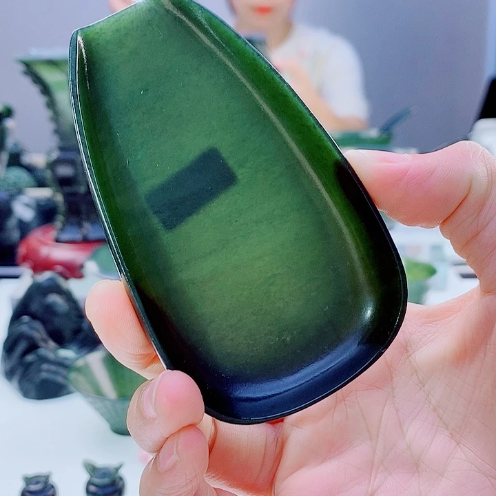 未镶嵌和田玉（青玉）把件微瑕