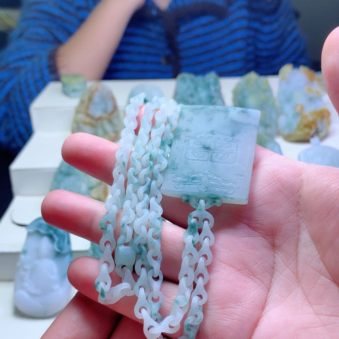 阿***e定制翡翠未镶嵌翡翠