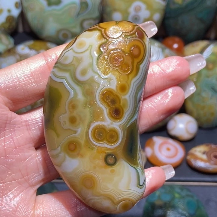 【闪购商品】未镶嵌玛瑙/玉髓珠宝奇石c c c