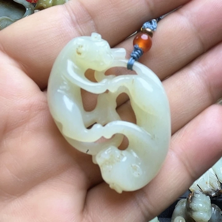 颈饰未镶嵌和田玉