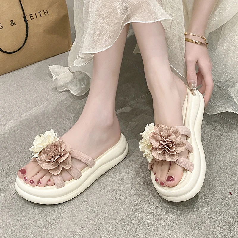云朵厚底凉拖鞋女外穿2025夏新款大小码仙女风百搭休闲小个子凉拖