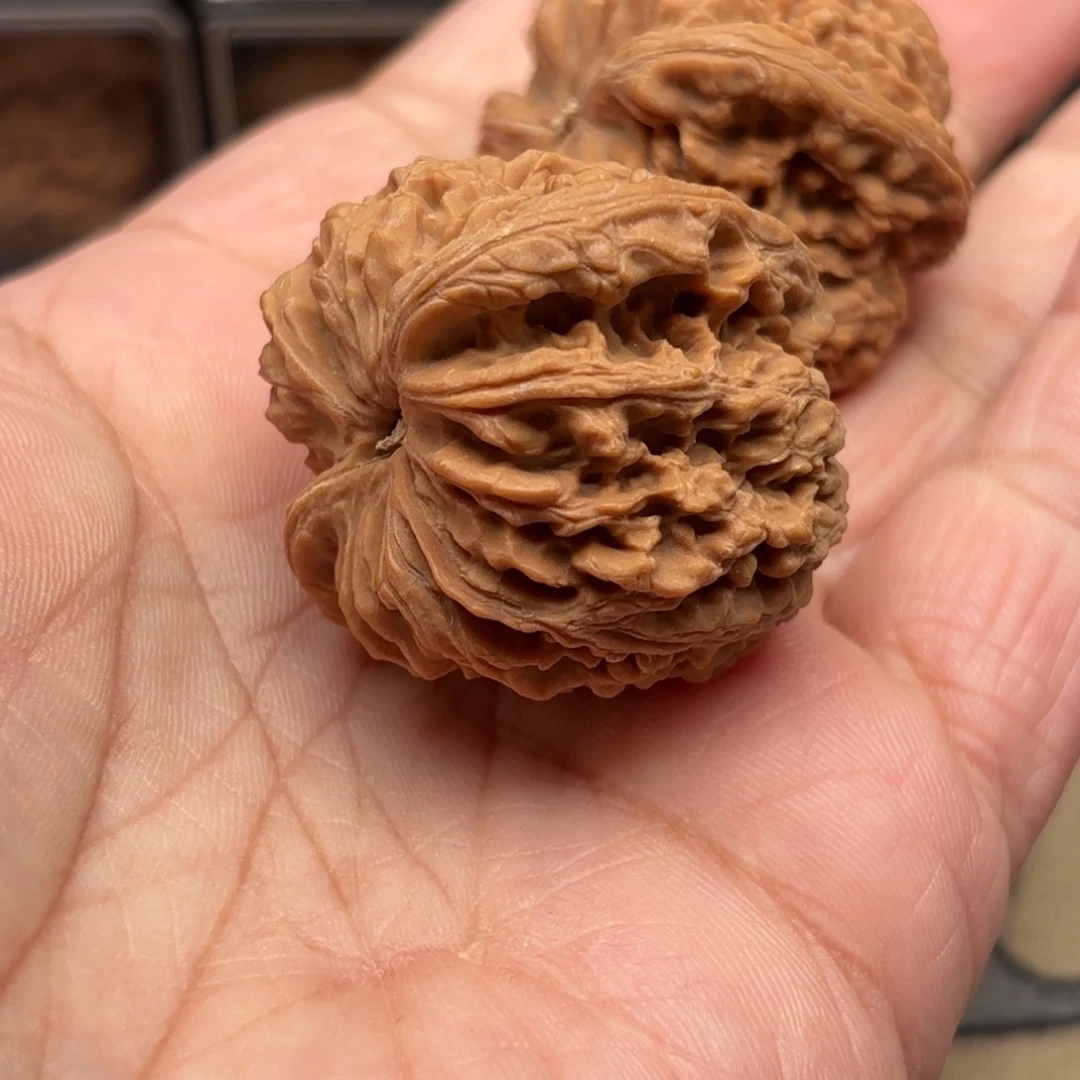 文玩核桃把件杰*南疆石41