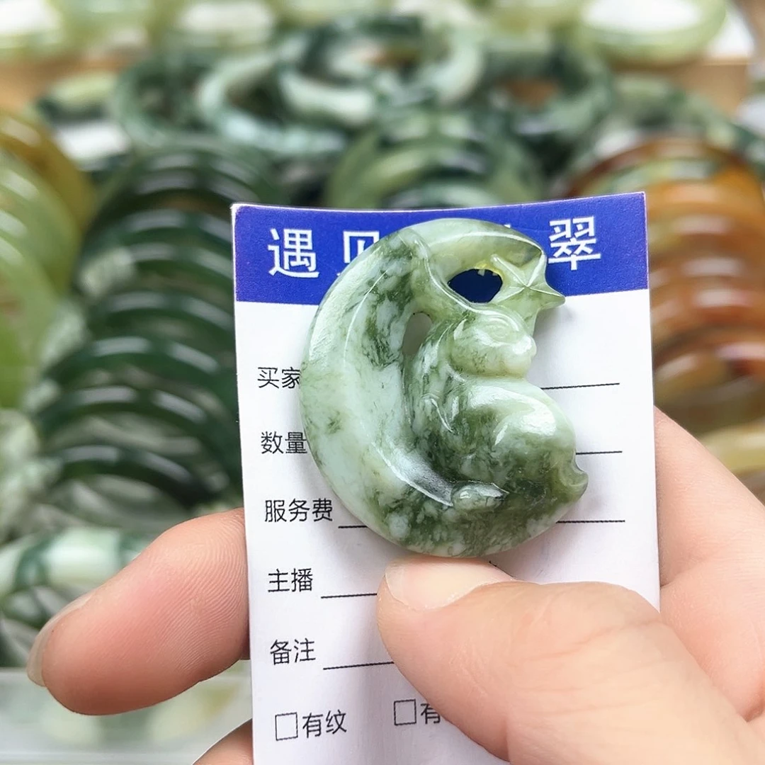 未镶嵌透闪石-蛇纹石玉手镯