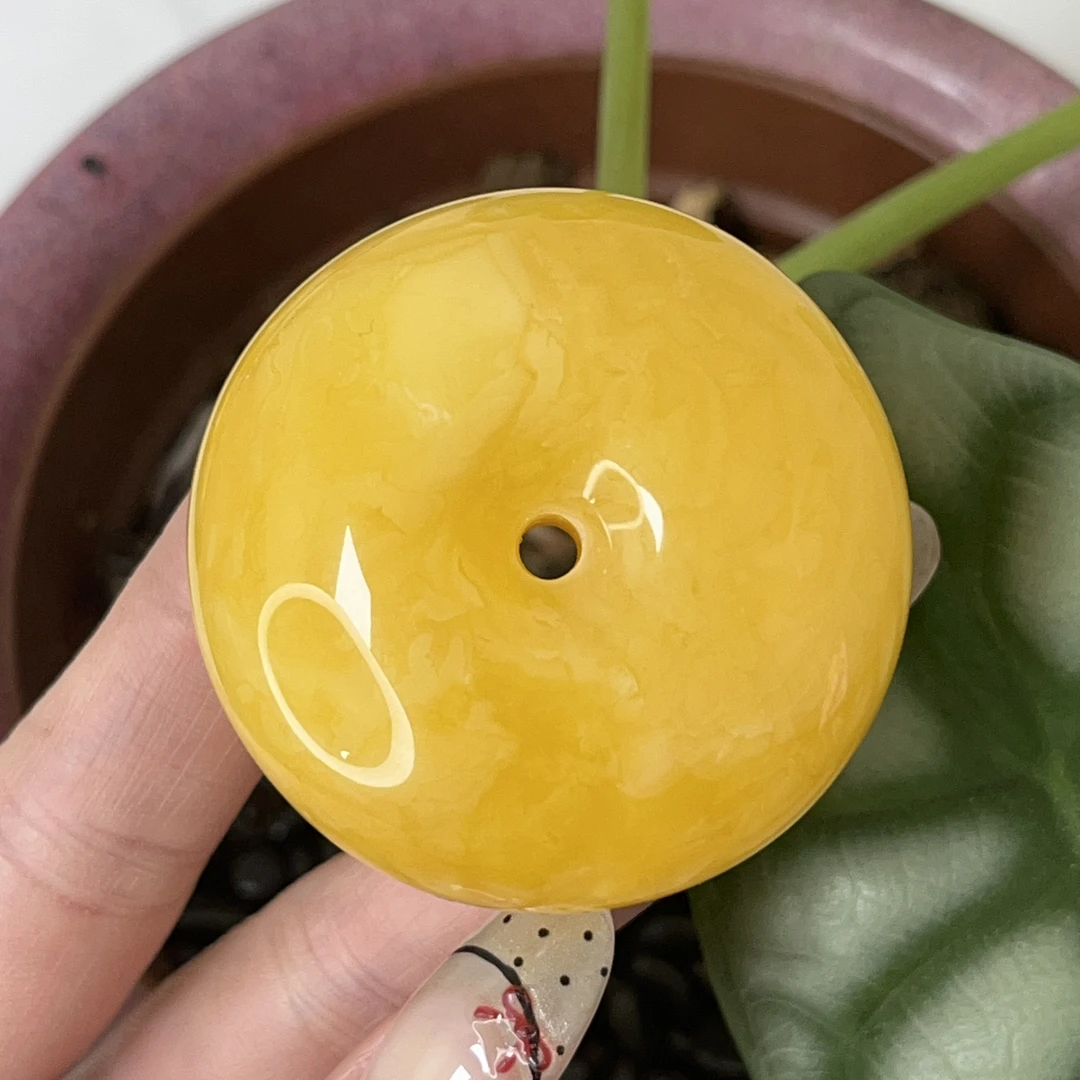 天然原矿无优化无烤色无补胶无煮蜜无辐照蜜蜡平安扣吊坠（1217）