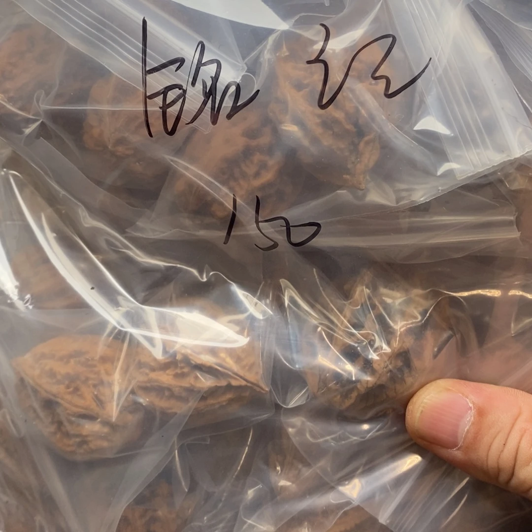 铭***瓶文玩核桃吊坠楸核尖商骄家定向铭记